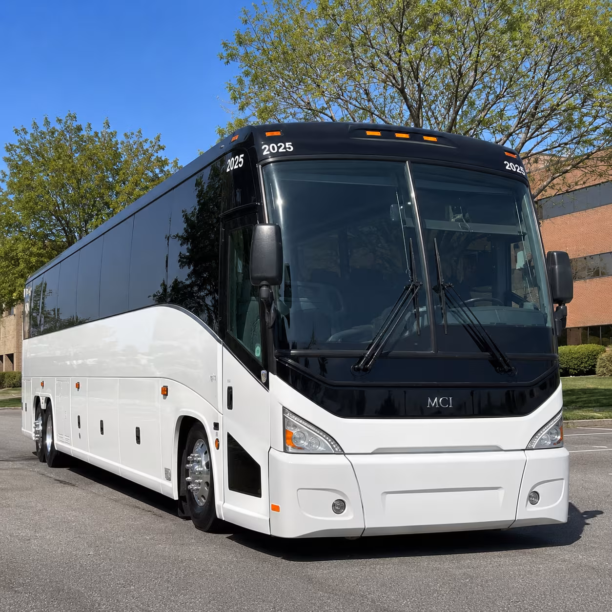daily commuter shuttle buses for hemet s workforce