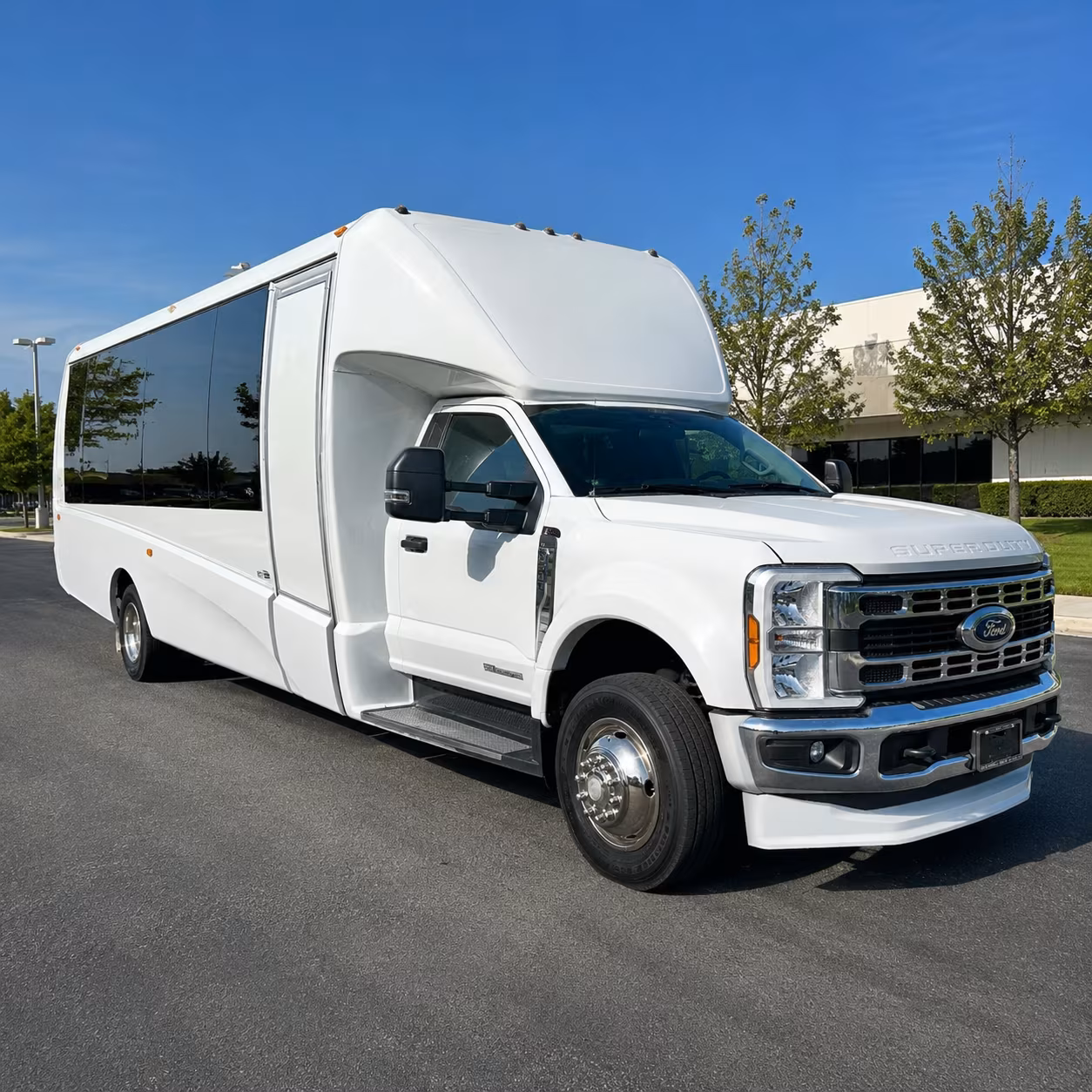 shuttle buses for hemet area warehouses distribution centers and job sites